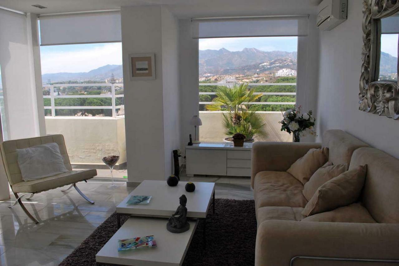 Costabella Penthouse Apartment มาร์เบยา ภายนอก รูปภาพ