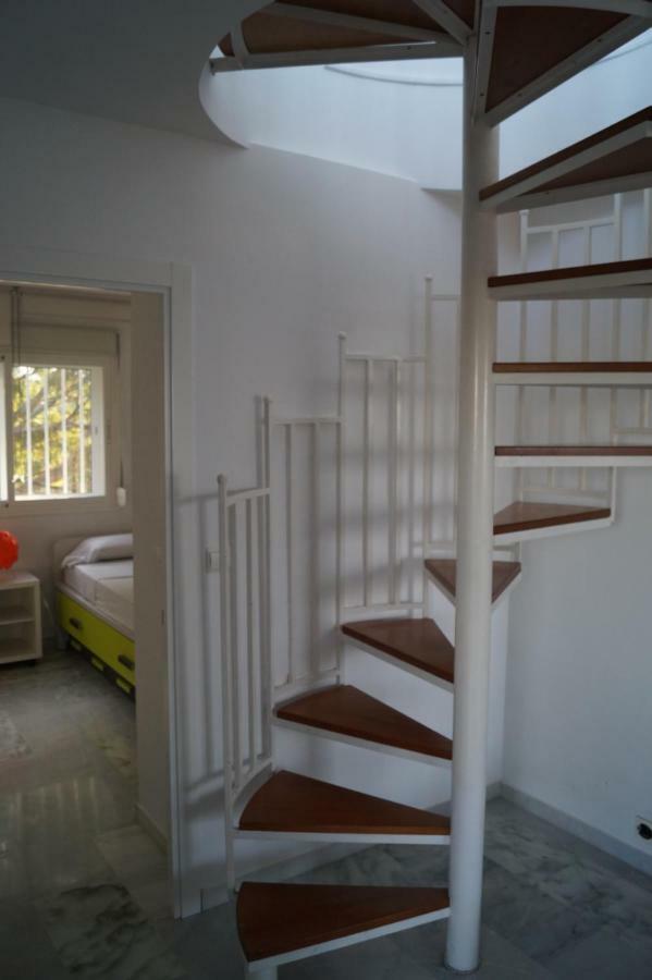 Costabella Penthouse Apartment มาร์เบยา ภายนอก รูปภาพ