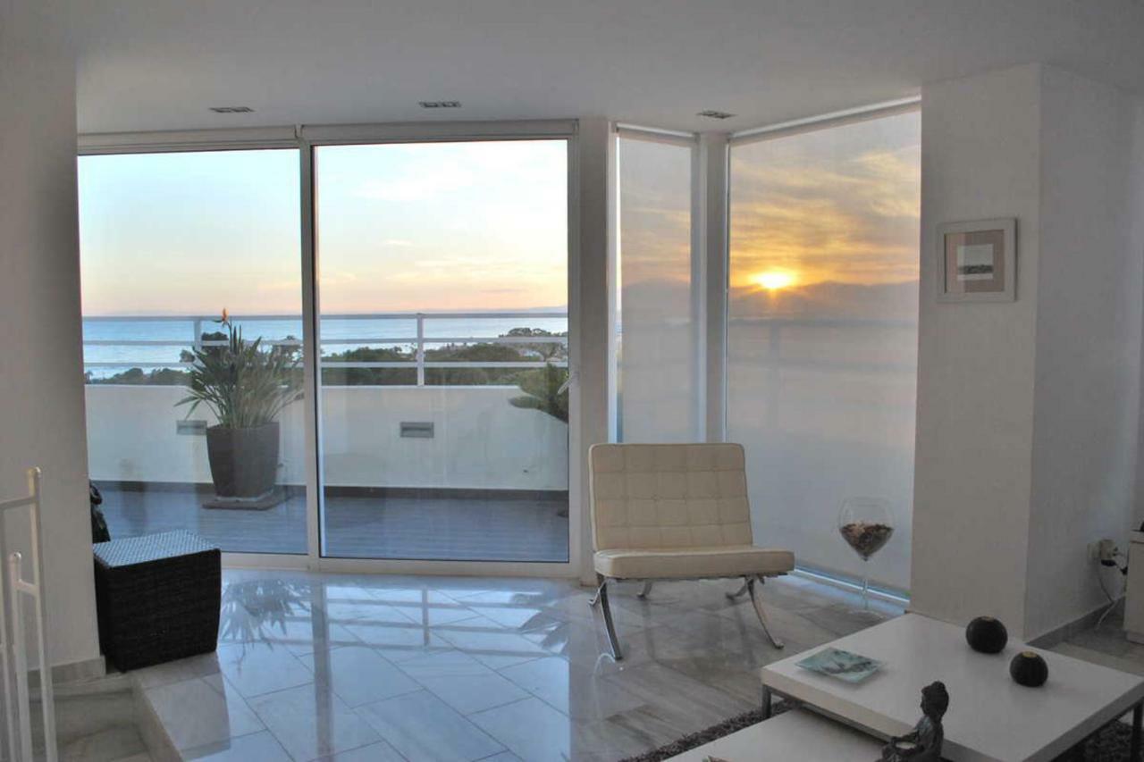 Costabella Penthouse Apartment มาร์เบยา ภายนอก รูปภาพ