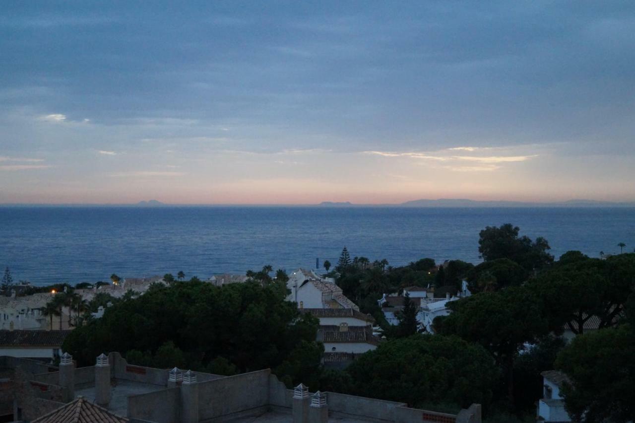 Costabella Penthouse Apartment มาร์เบยา ภายนอก รูปภาพ